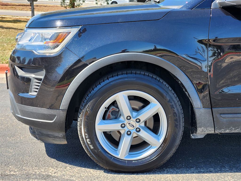 Thumbnail: 2019 Ford Explorer - 6