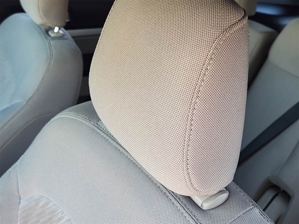 Thumbnail: 2019 Ford Explorer - 23