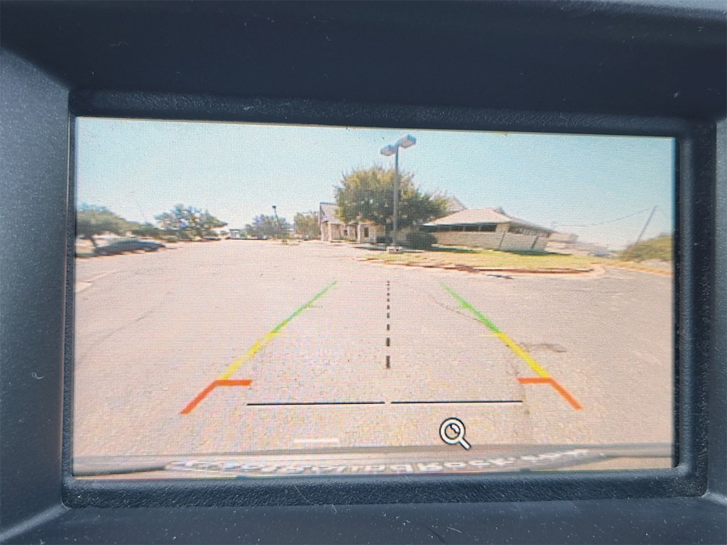 Thumbnail: 2019 Ford Explorer - 25