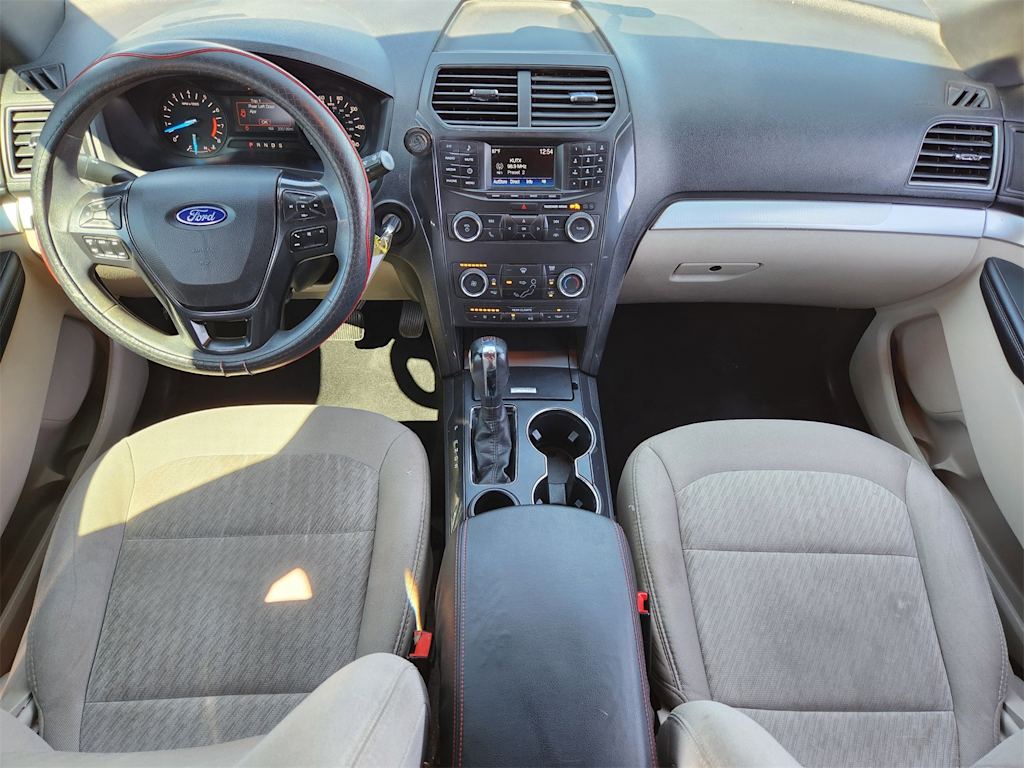 Thumbnail: 2019 Ford Explorer - 8