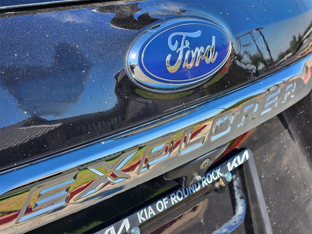 Thumbnail: 2019 Ford Explorer - 5