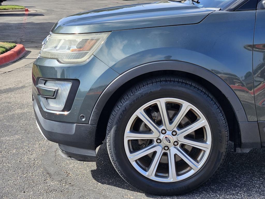 Thumbnail: 2016 Ford Explorer - 5