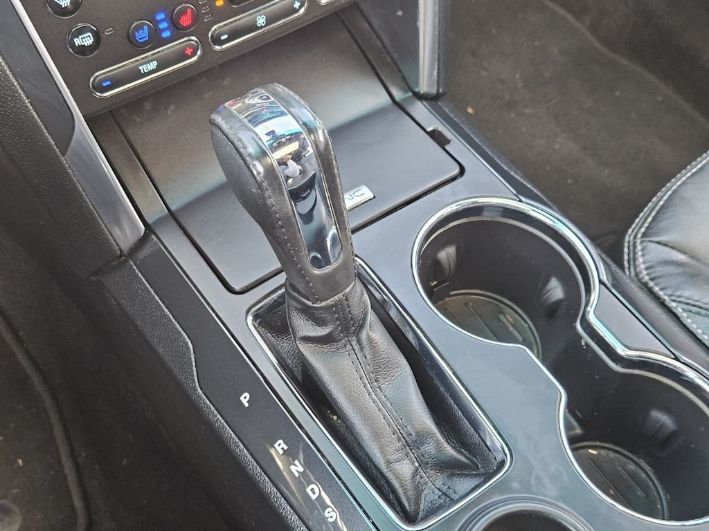Thumbnail: 2016 Ford Explorer - 12