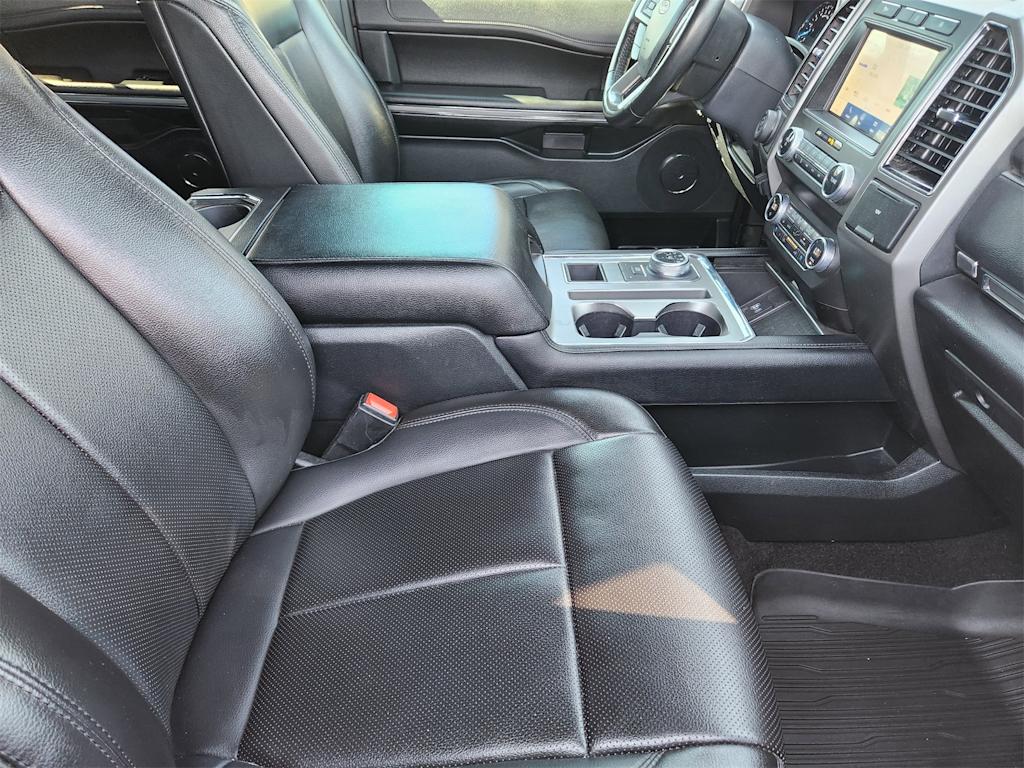 Thumbnail: 2021 Ford Expedition - 10