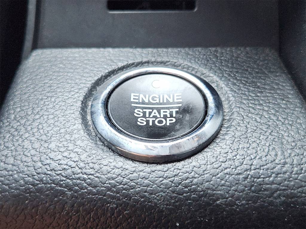 Thumbnail: 2019 Ford Expedition - 25