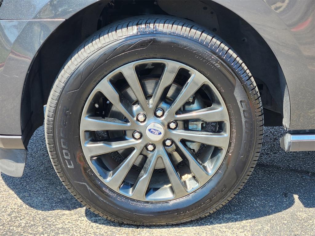 Thumbnail: 2019 Ford Expedition - 21