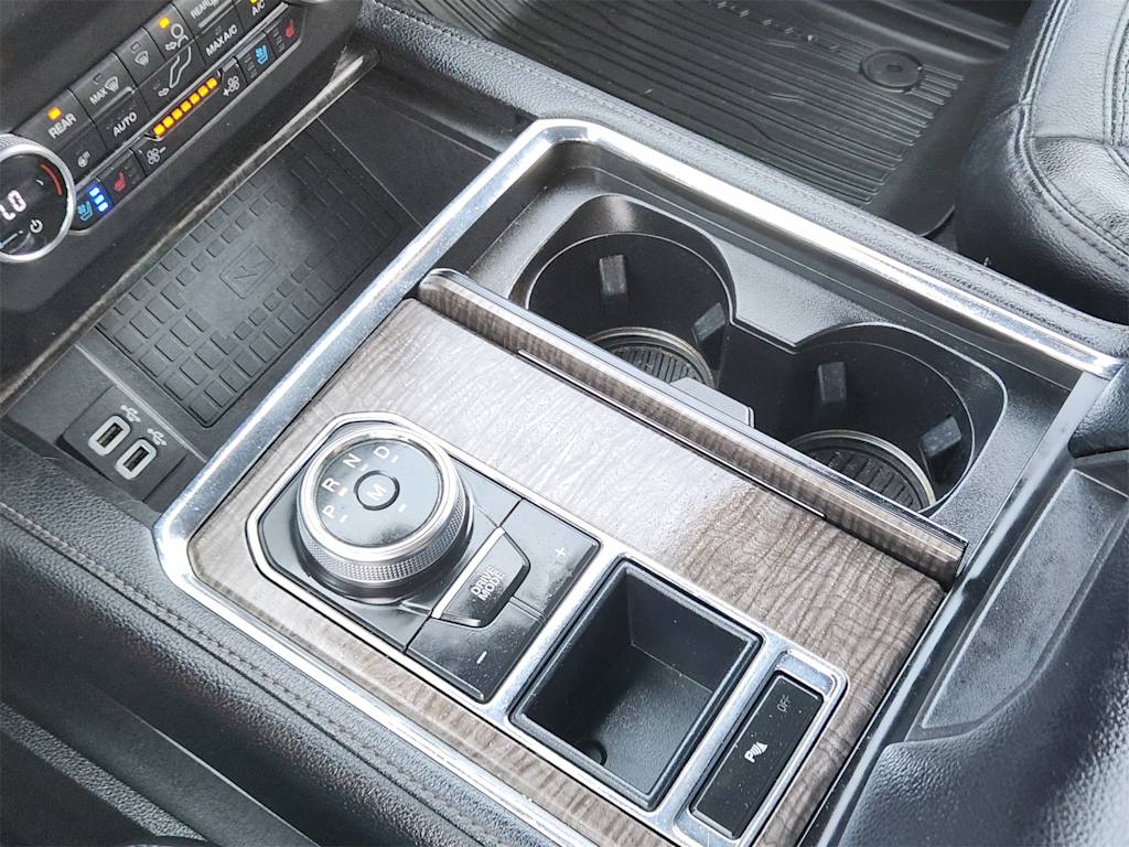 Thumbnail: 2019 Ford Expedition - 14