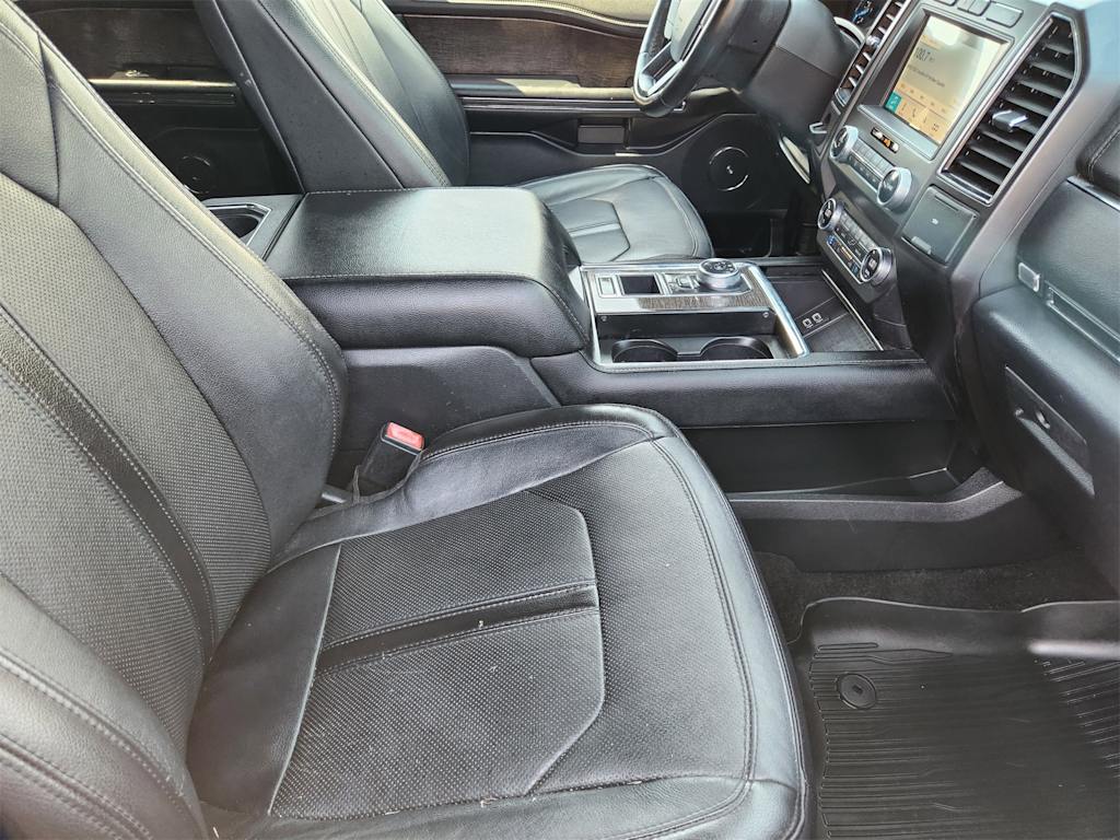 Thumbnail: 2019 Ford Expedition - 10