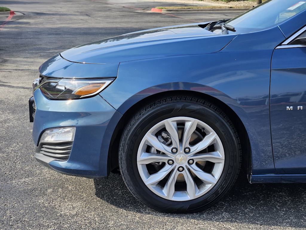 Thumbnail: 2024 Chevrolet Malibu - 5