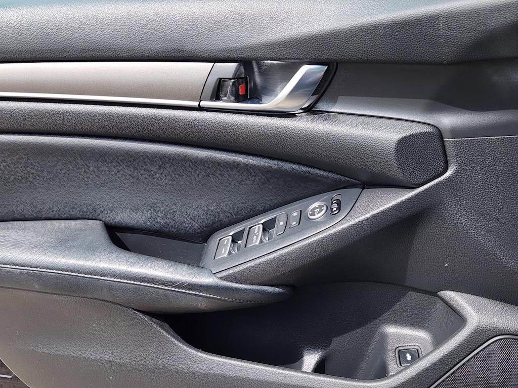 Thumbnail: 2018 Honda Accord - 28