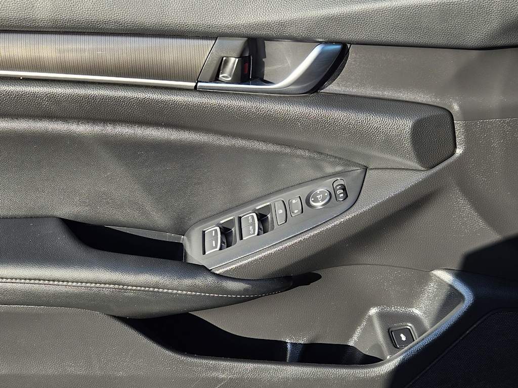 Thumbnail: 2022 Honda Accord - 27