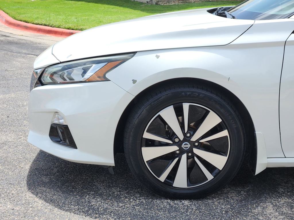 Thumbnail: 2019 Nissan Altima - 5