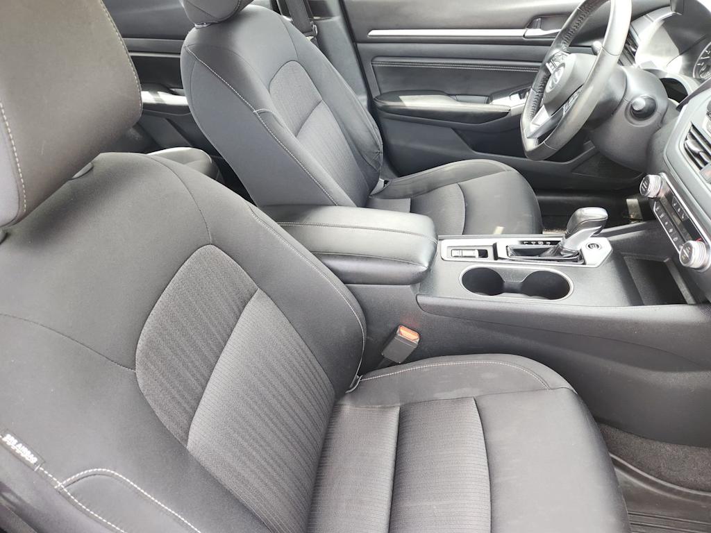 Thumbnail: 2019 Nissan Altima - 20