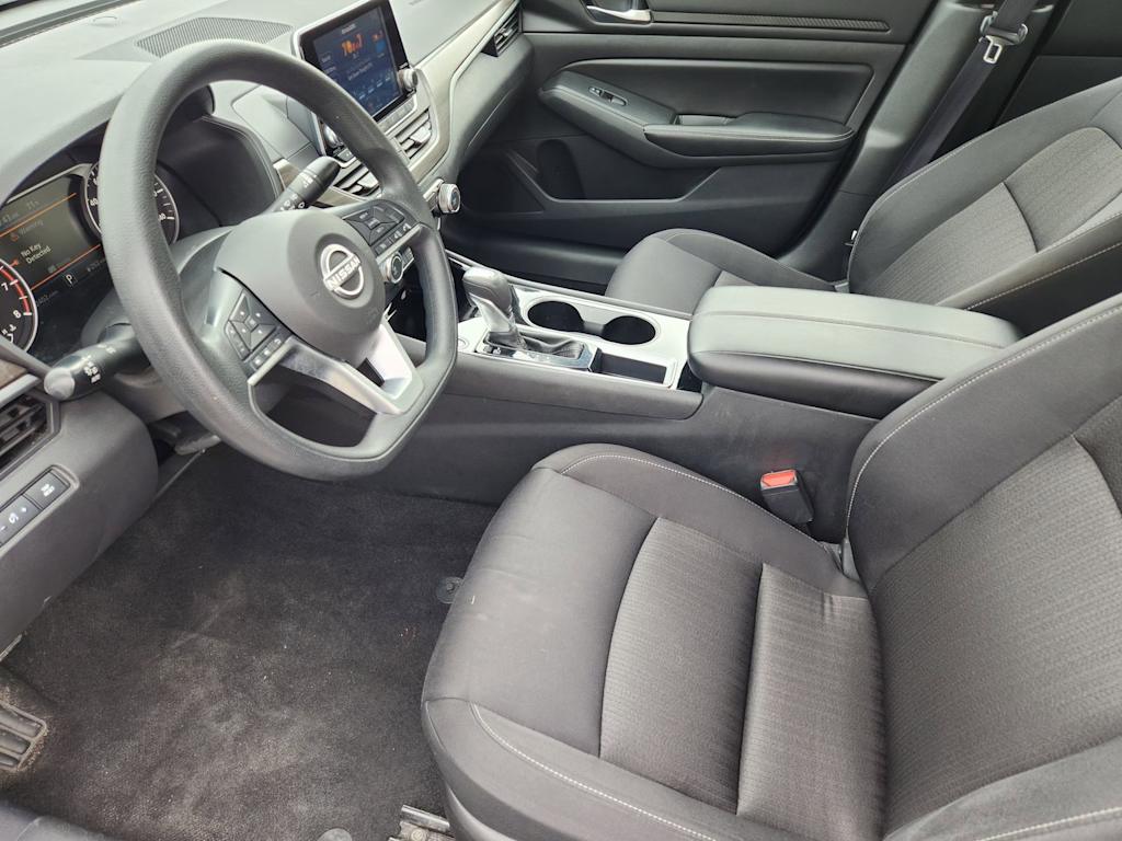 Thumbnail: 2024 Nissan Altima - 8