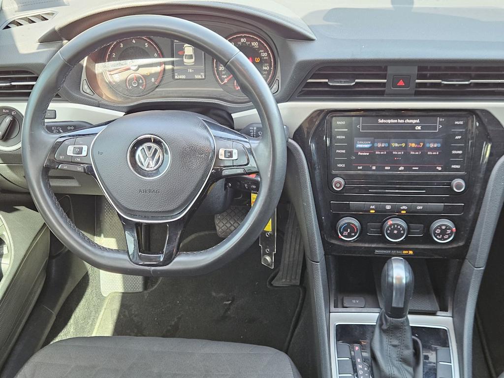 Thumbnail: 2021 Volkswagen Passat - 8