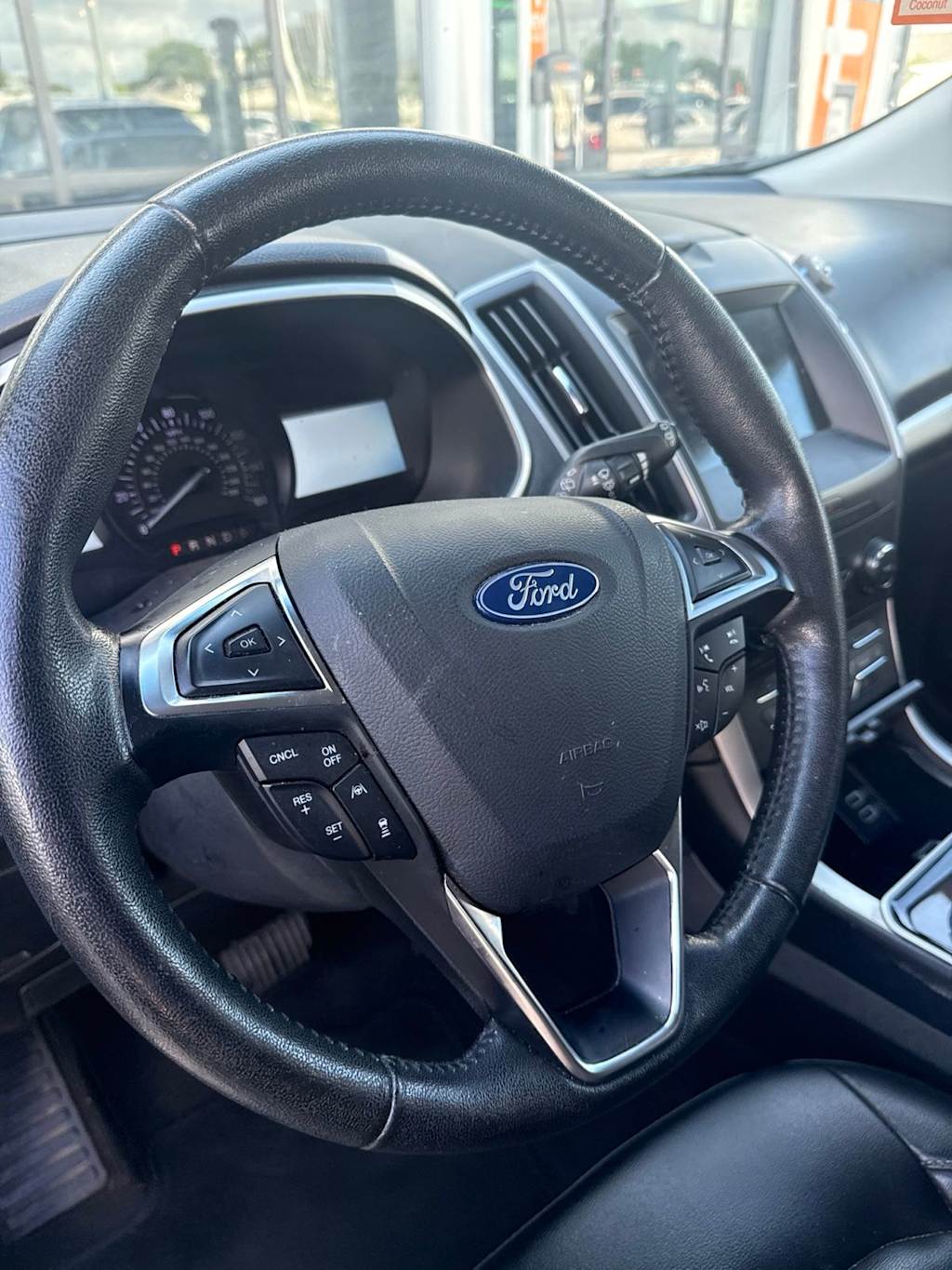 Thumbnail: 2019 Ford Edge - 2