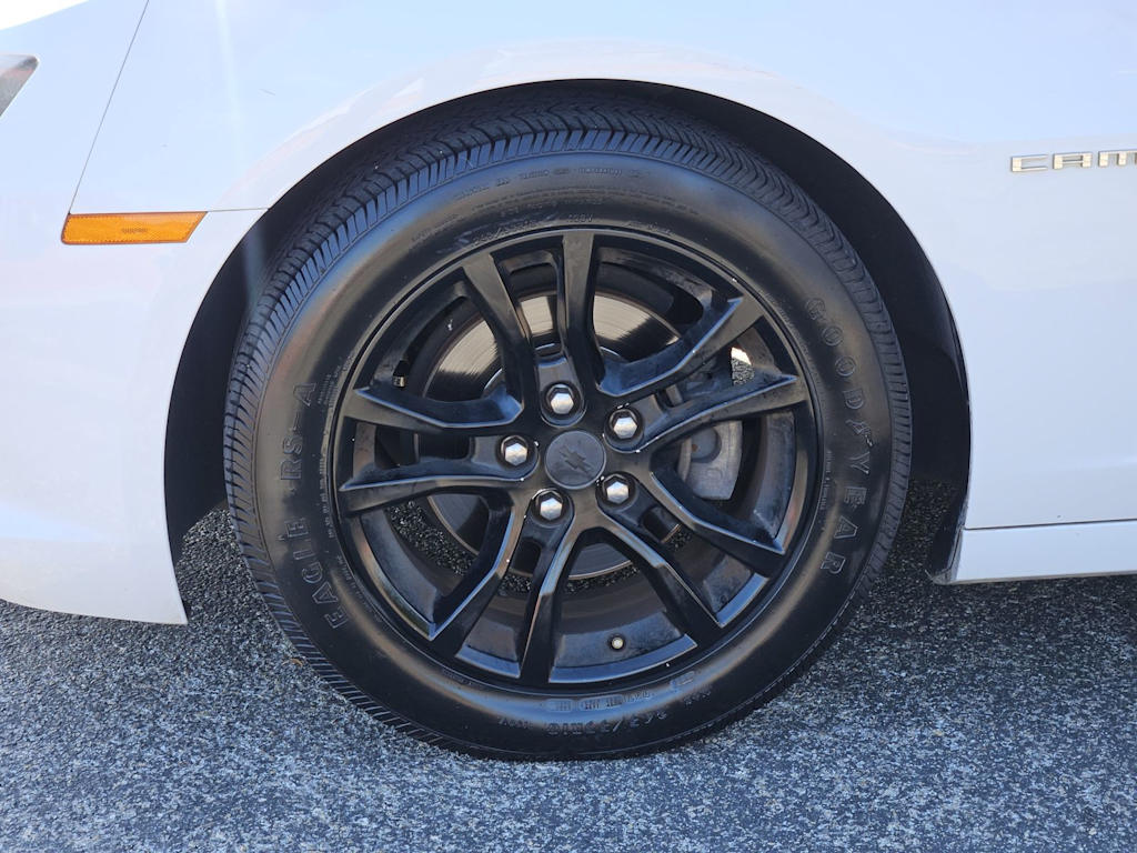 Thumbnail: 2014 Chevrolet Camaro - 18