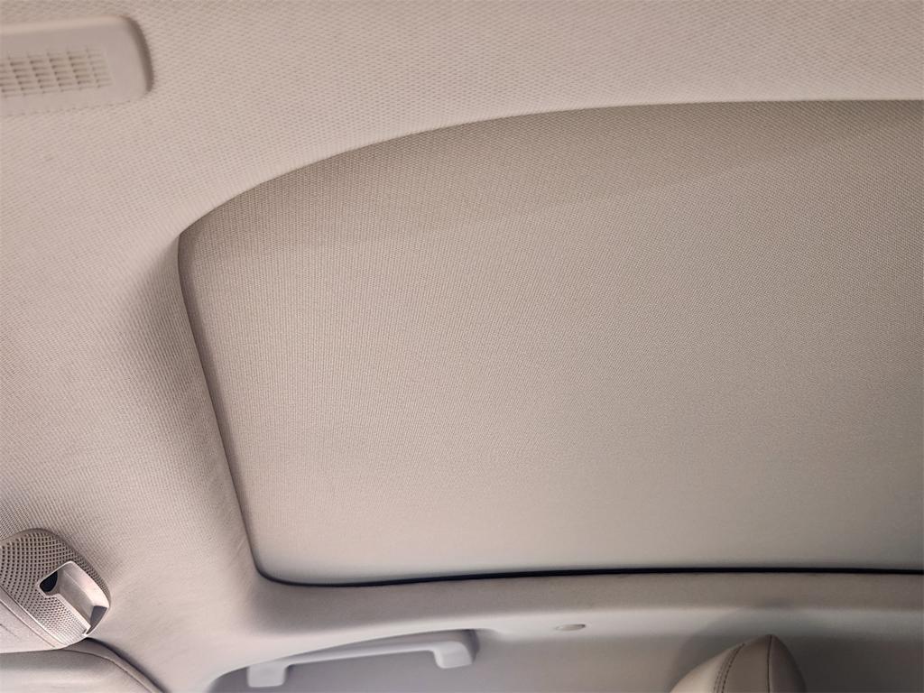 Thumbnail: 2022 Lincoln Nautilus - 32