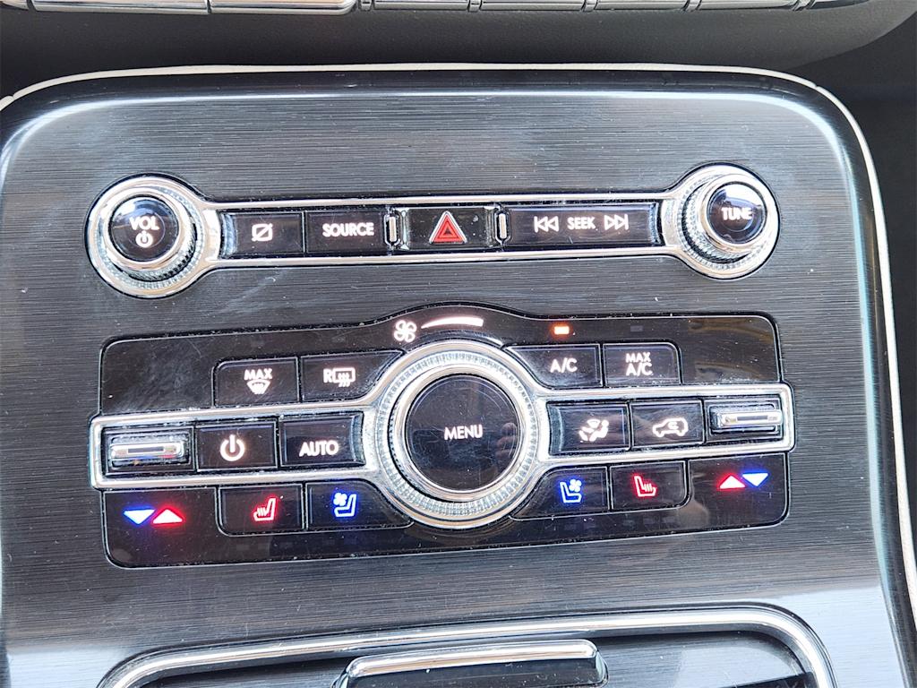 Thumbnail: 2022 Lincoln Nautilus - 28