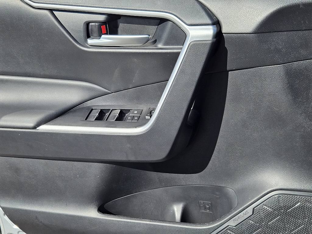 Thumbnail: 2024 Toyota RAV4 - 26