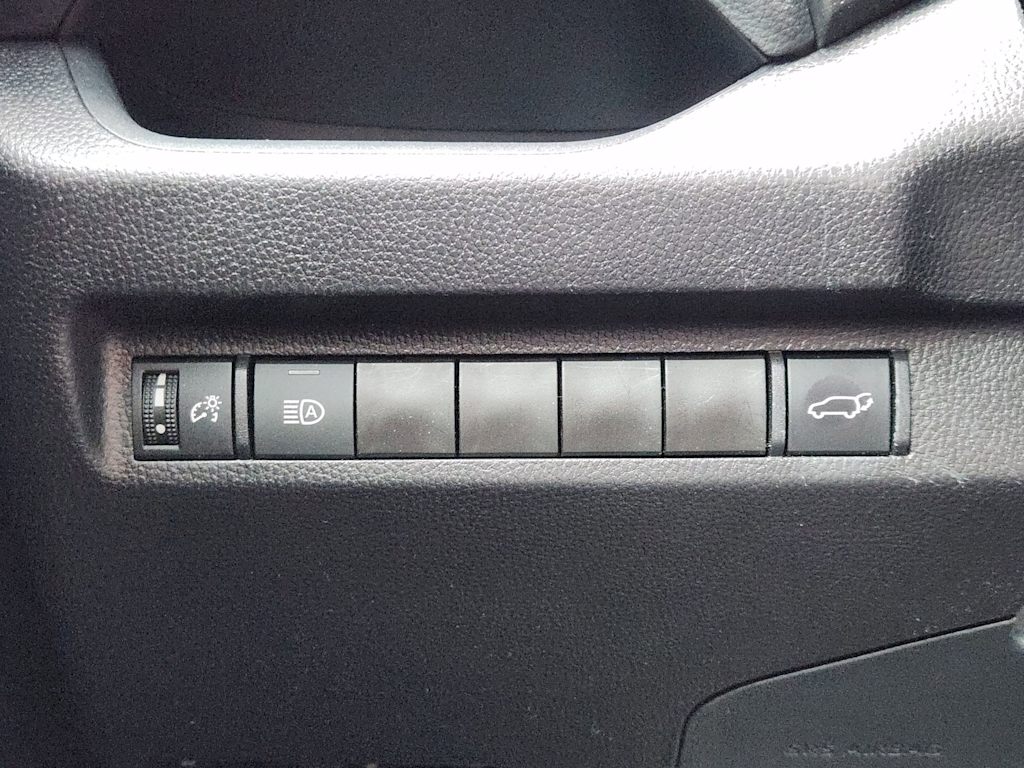 Thumbnail: 2025 Toyota RAV4 - 30