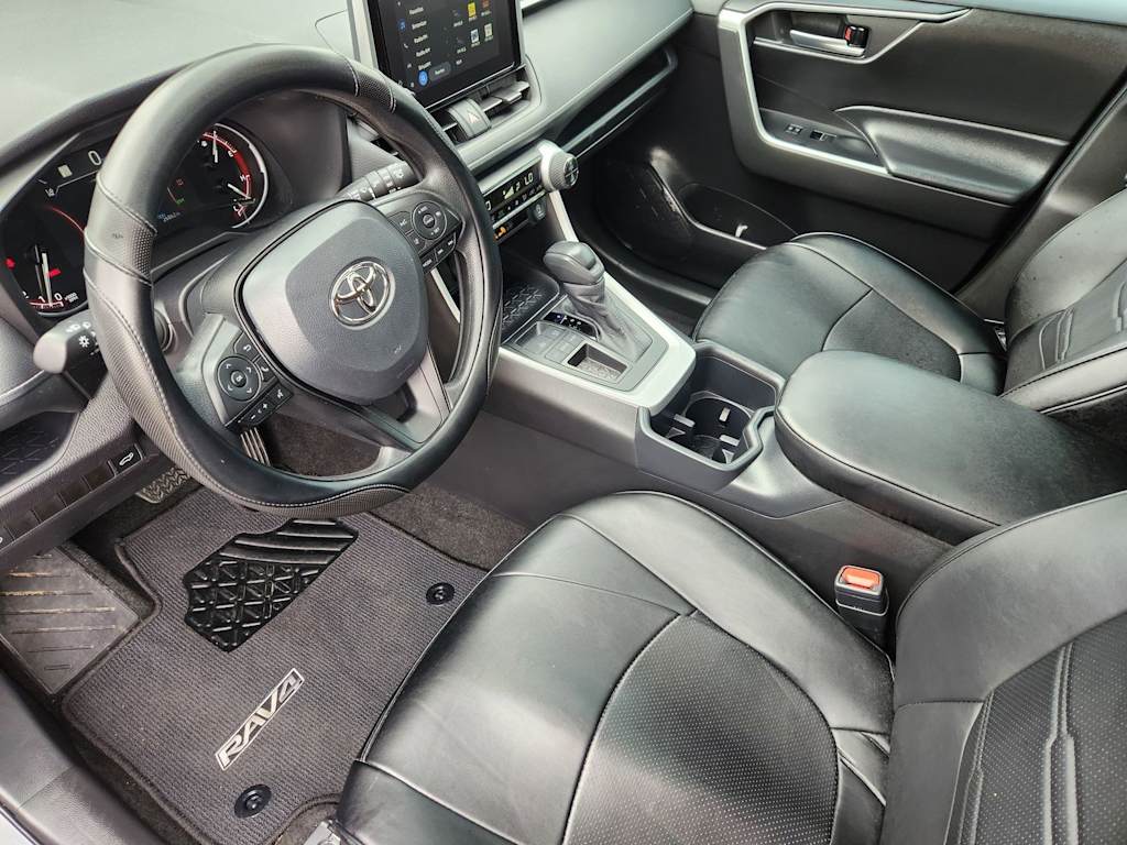 Thumbnail: 2025 Toyota RAV4 - 2