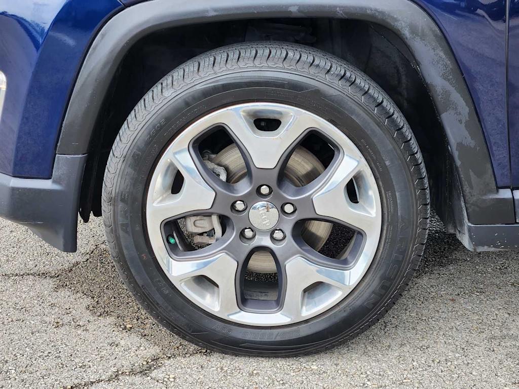 Thumbnail: 2019 Jeep Compass - 21