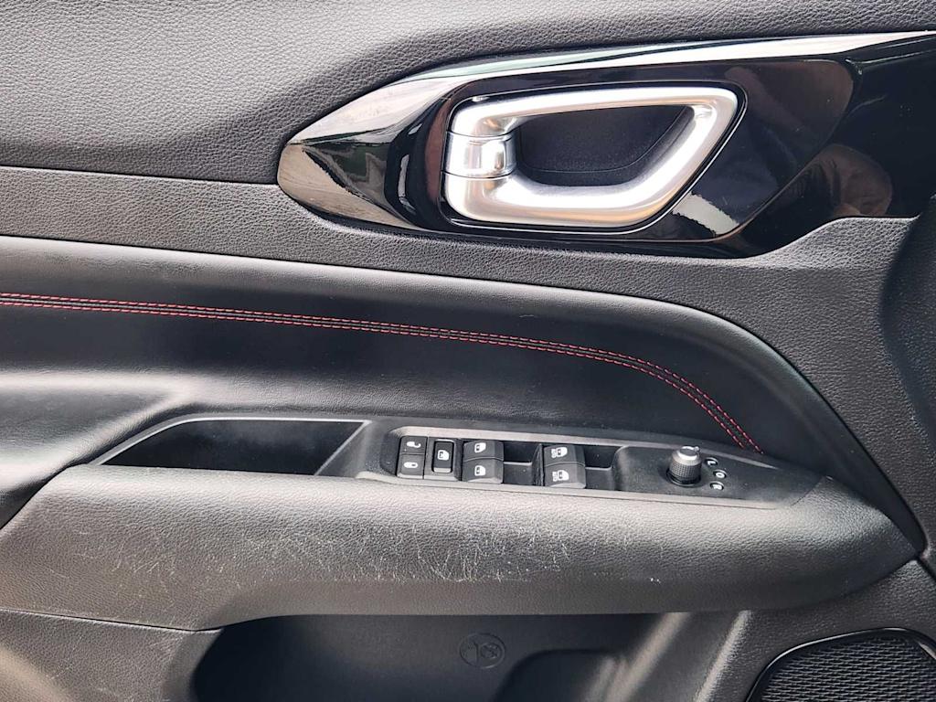 Thumbnail: 2022 Jeep Compass - 33