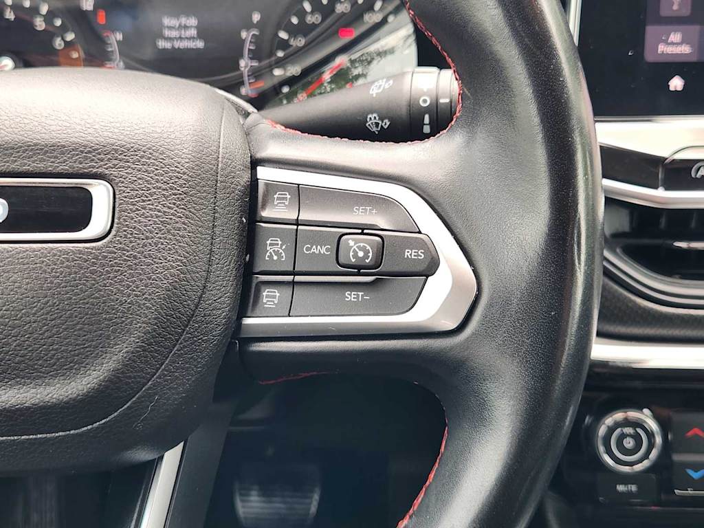 Thumbnail: 2022 Jeep Compass - 36