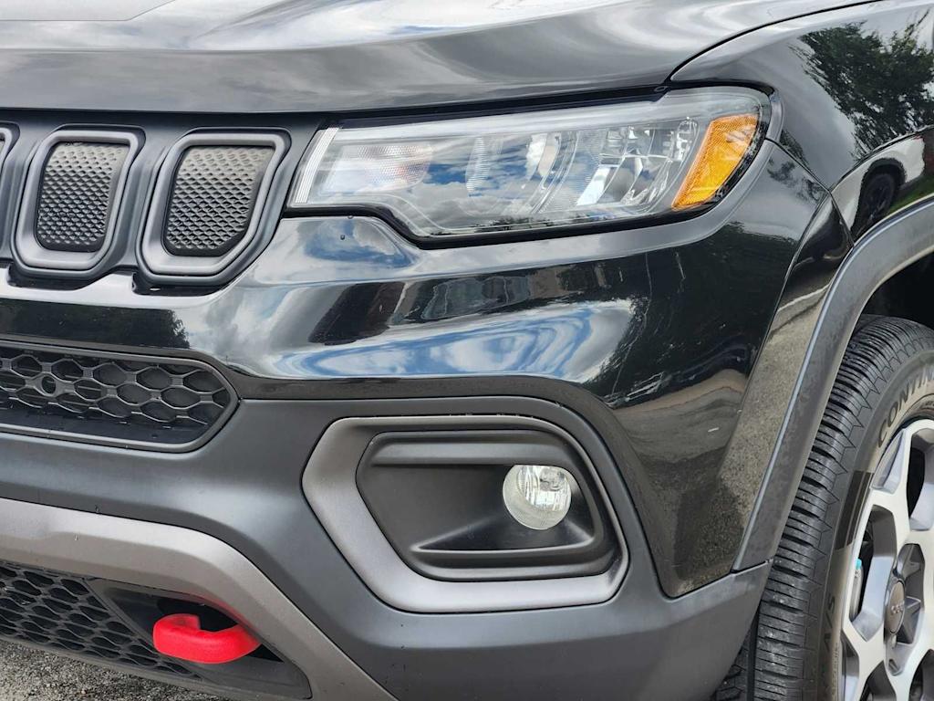 Thumbnail: 2022 Jeep Compass - 23