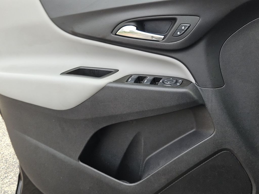 Thumbnail: 2024 Chevrolet Equinox - 28