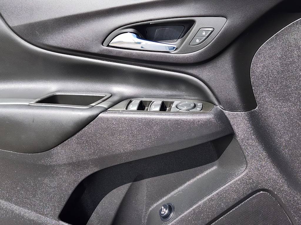 Thumbnail: 2023 Chevrolet Equinox - 27