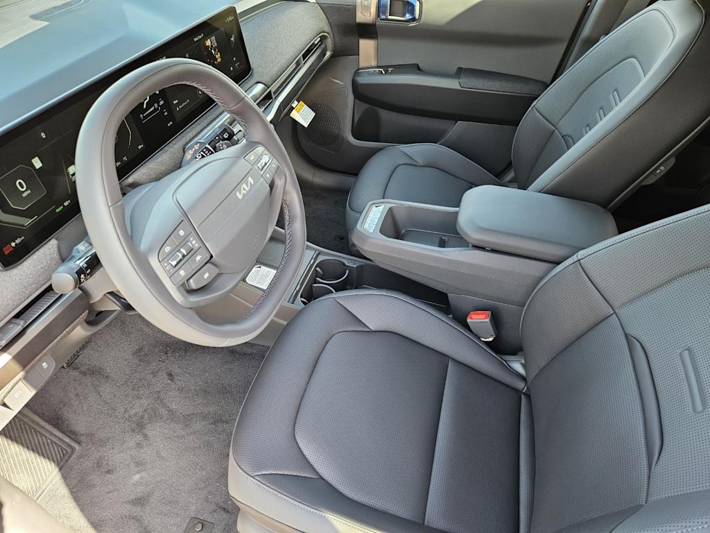 Thumbnail: 2027 Kia EV3 - 6