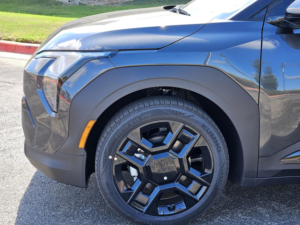 Thumbnail: 2027 Kia EV3 - 5