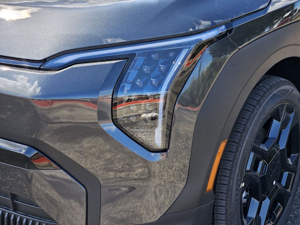 Thumbnail: 2027 Kia EV3 - 15