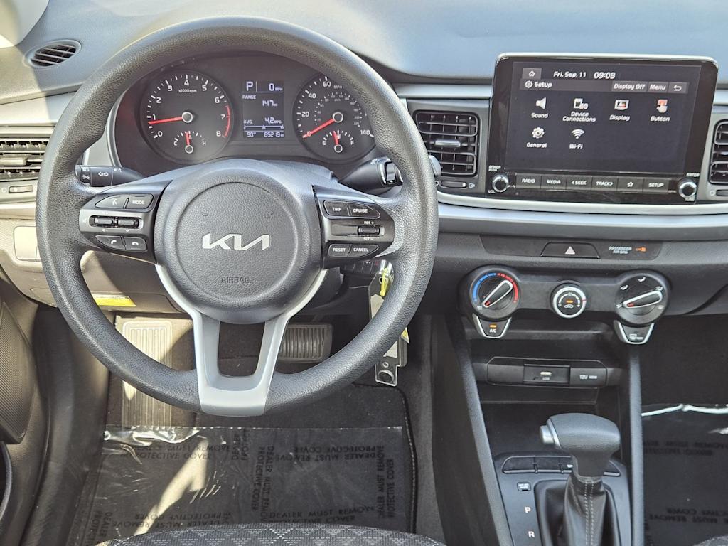 Thumbnail: 2023 Kia Rio - 7
