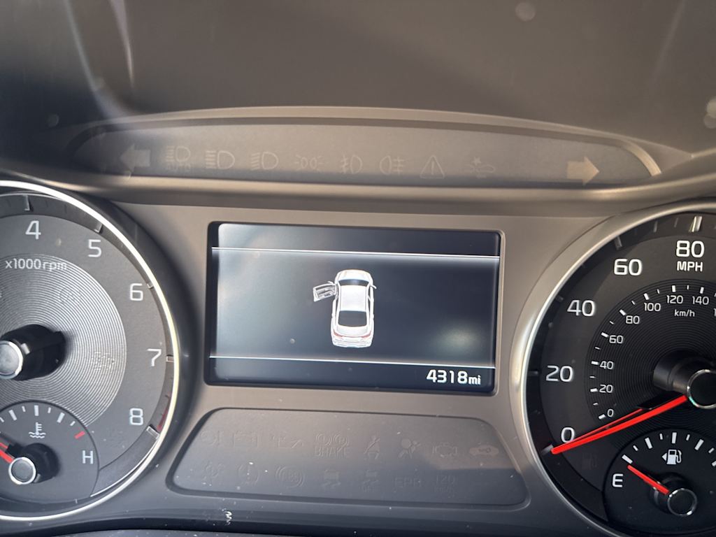 Thumbnail: 2024 Kia Forte - 8