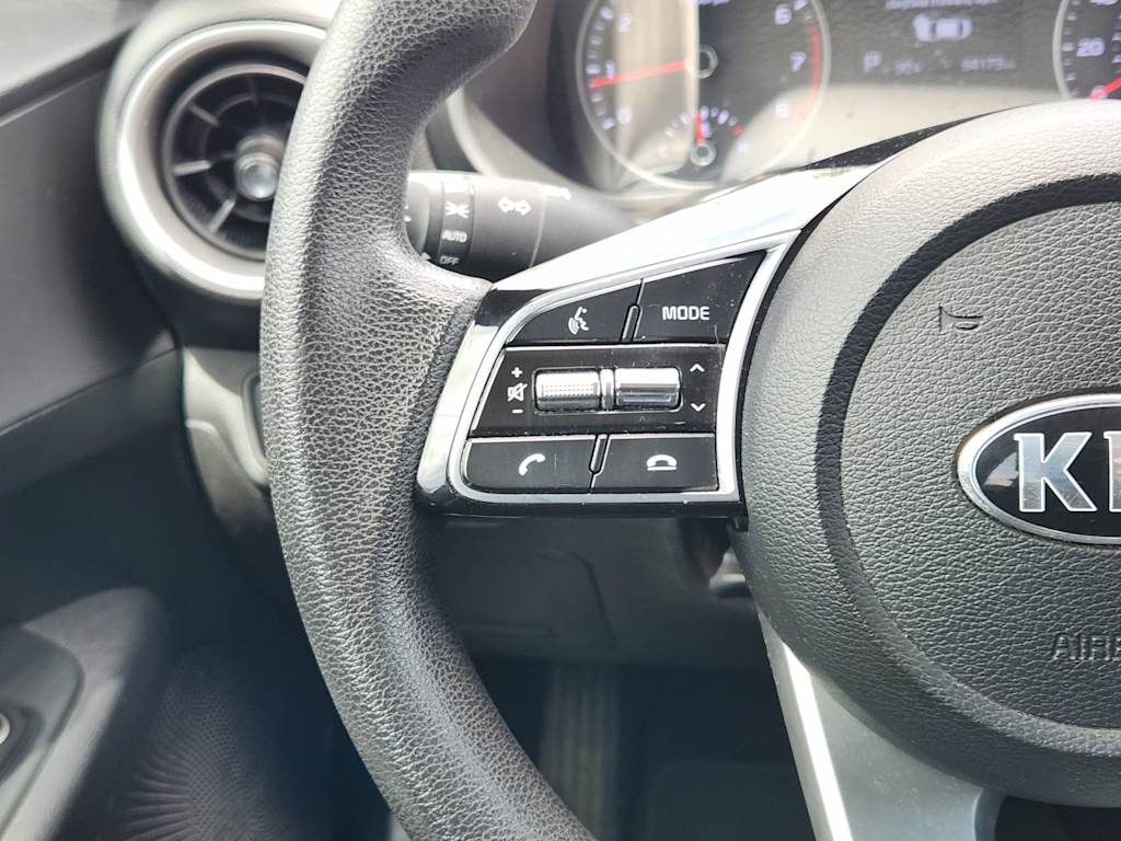 Thumbnail: 2020 Kia Forte - 28