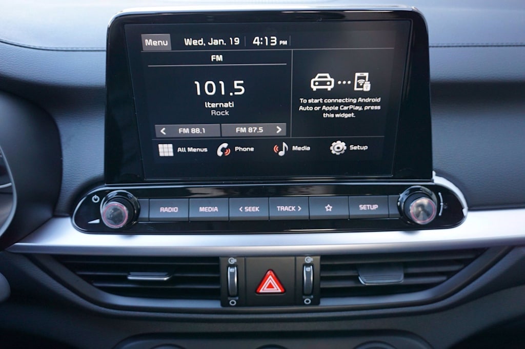 2024 Kia Forte LXS 12