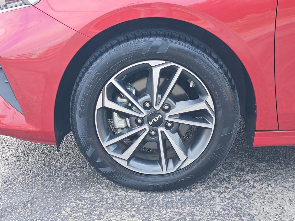 Thumbnail: 2024 Kia Forte - 20