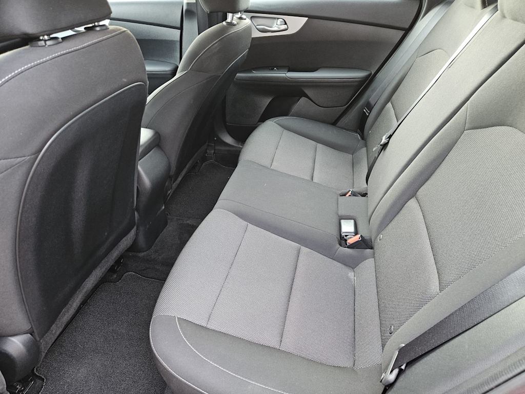 Thumbnail: 2024 Kia Forte - 10