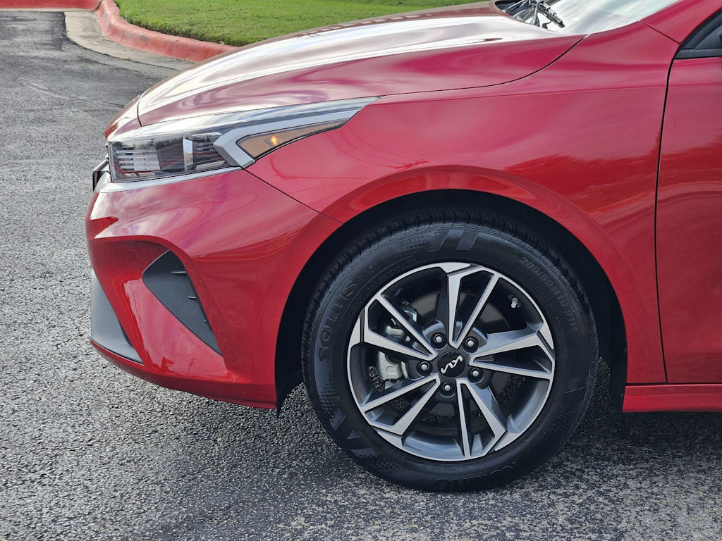 Thumbnail: 2024 Kia Forte - 5