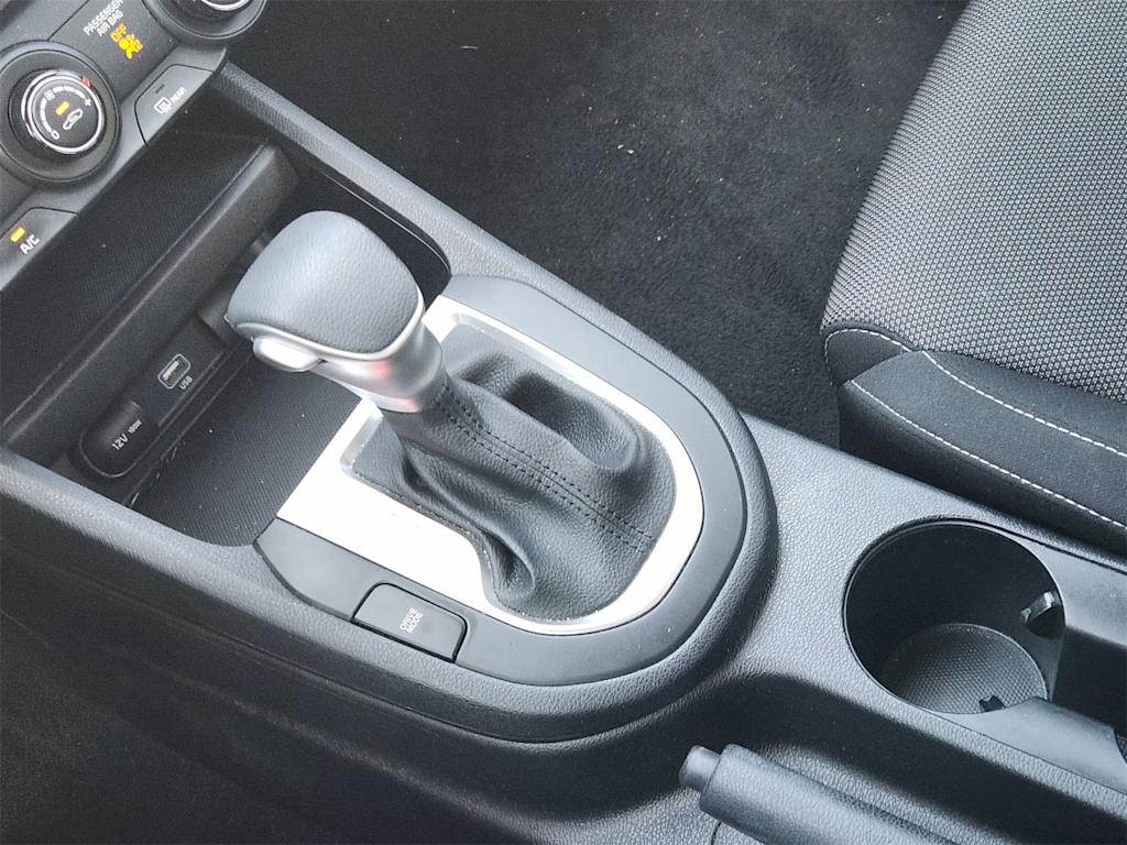 Thumbnail: 2024 Kia Forte - 13