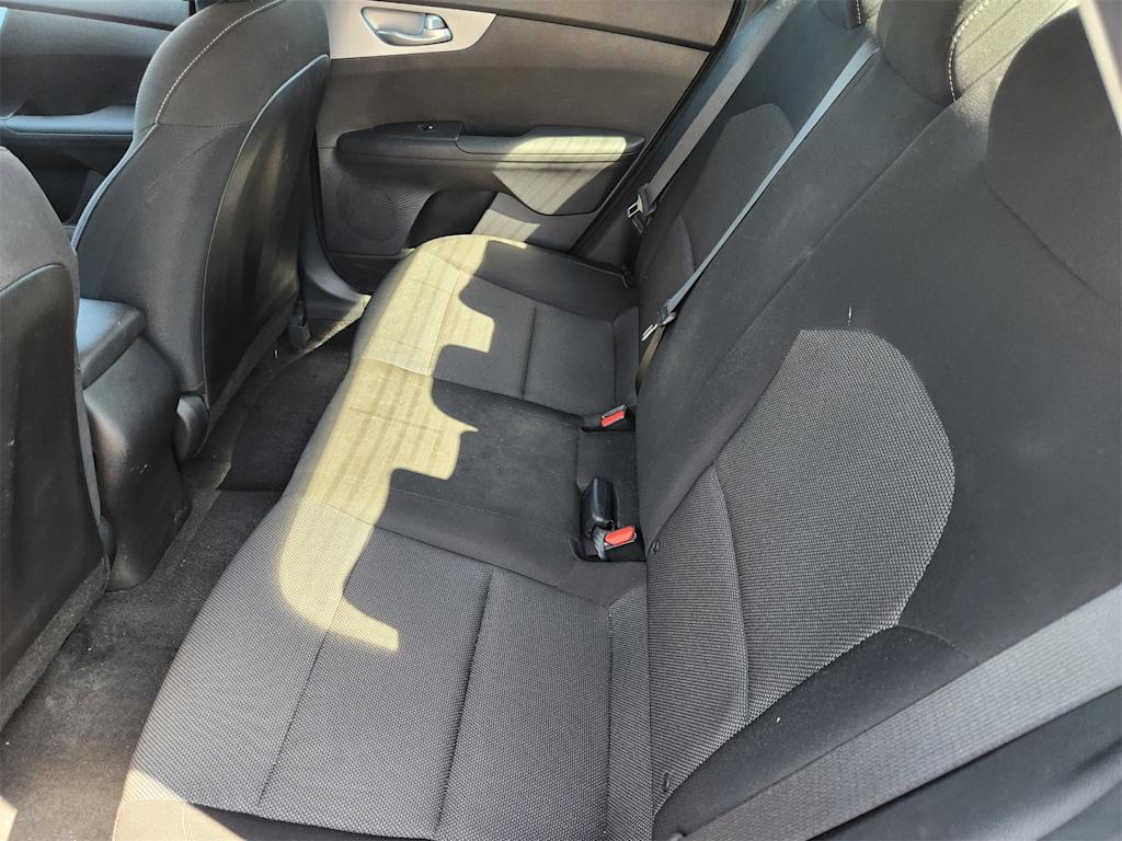 Thumbnail: 2024 Kia Forte - 10