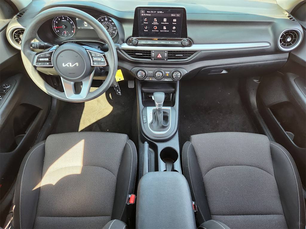 Thumbnail: 2024 Kia Forte - 7