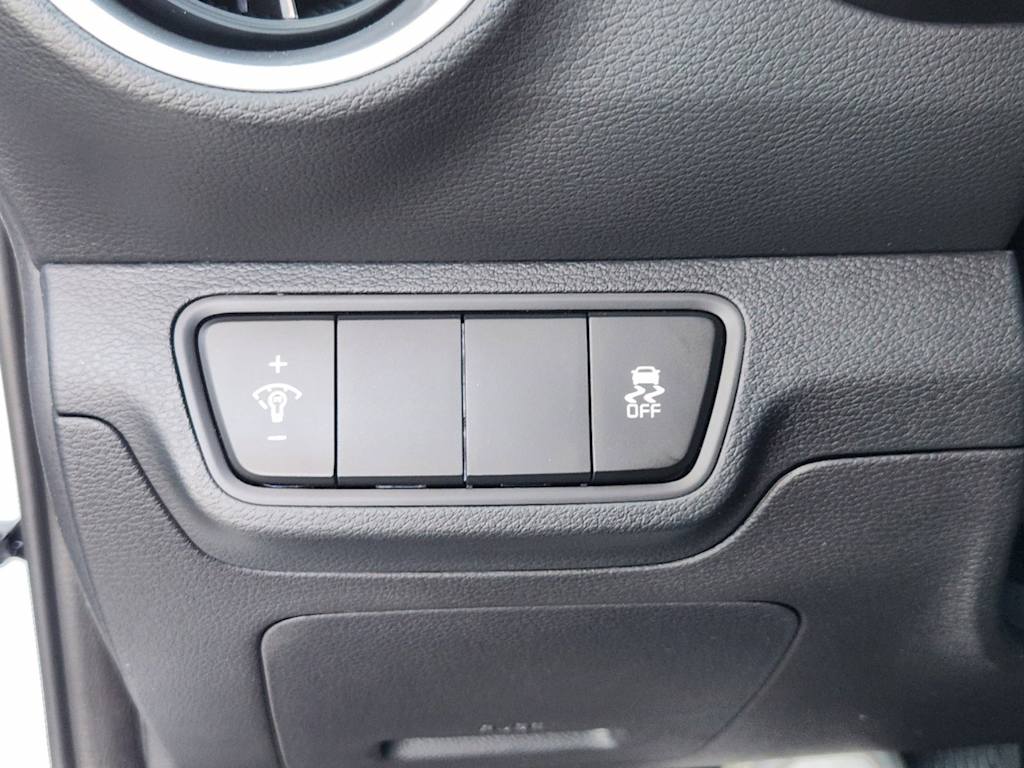 2024 Kia Forte LX 22