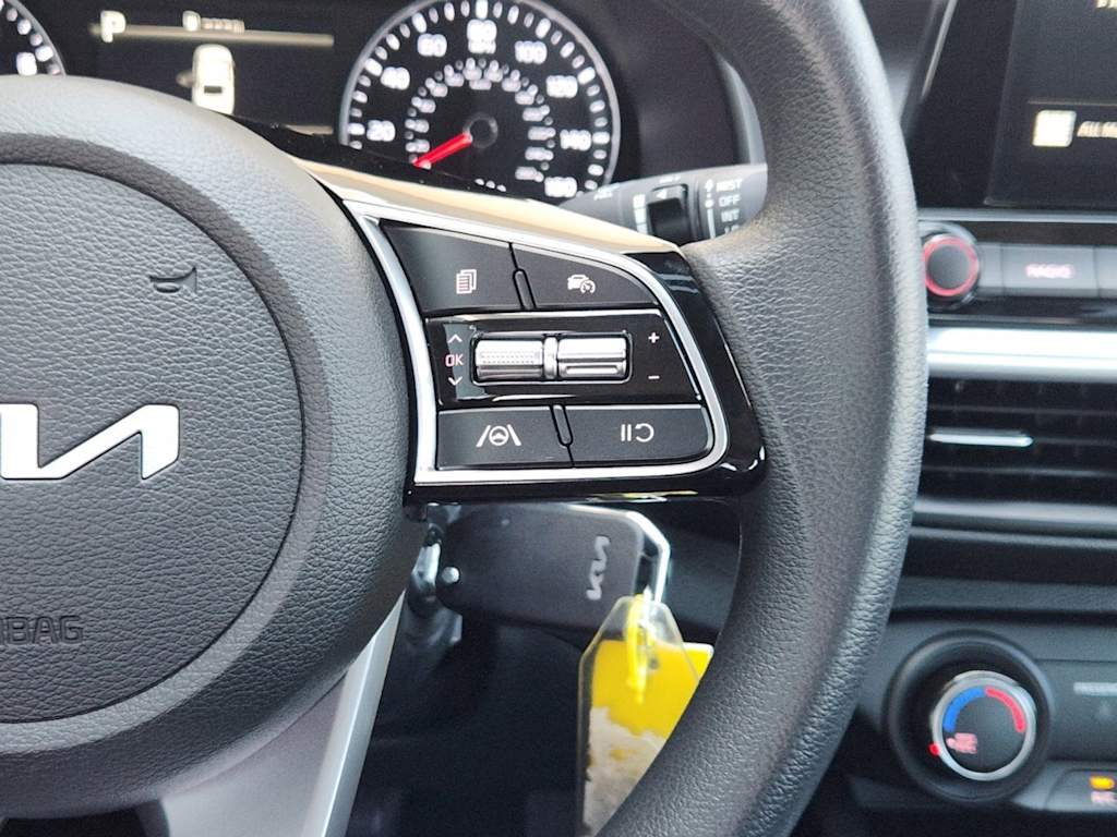 2024 Kia Forte LX 26