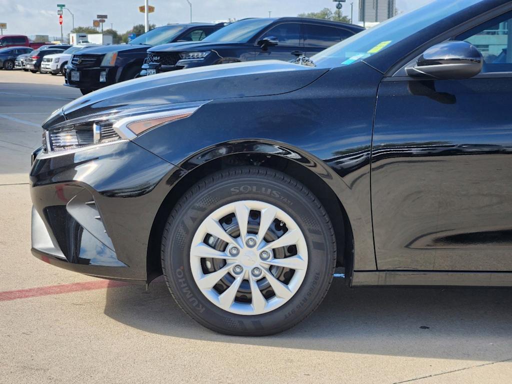 2024 Kia Forte LX 5