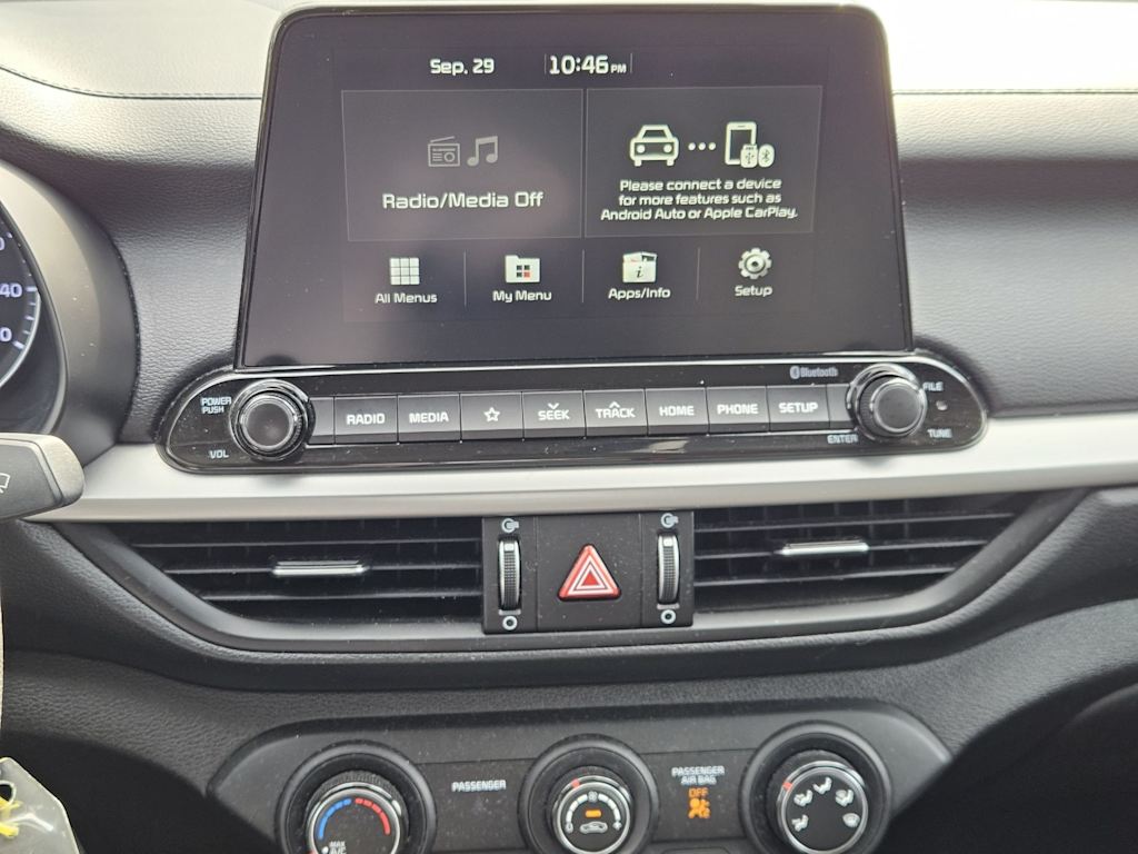 Thumbnail: 2021 Kia Forte - 11