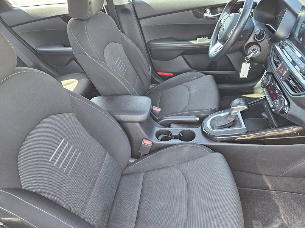 Thumbnail: 2019 Kia Forte - 20